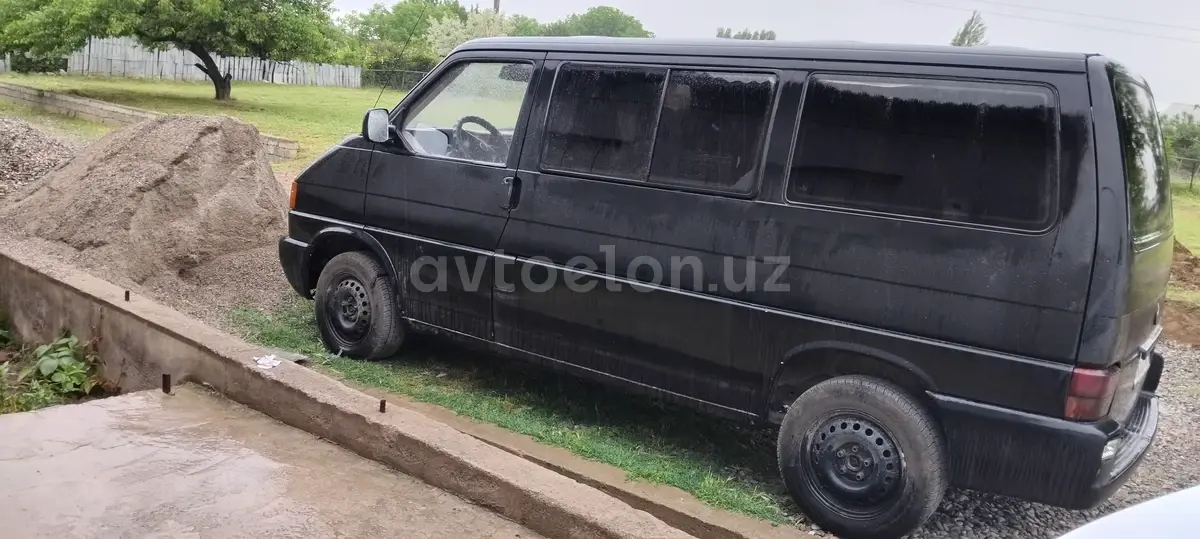 Volkswagen Transporter — 3