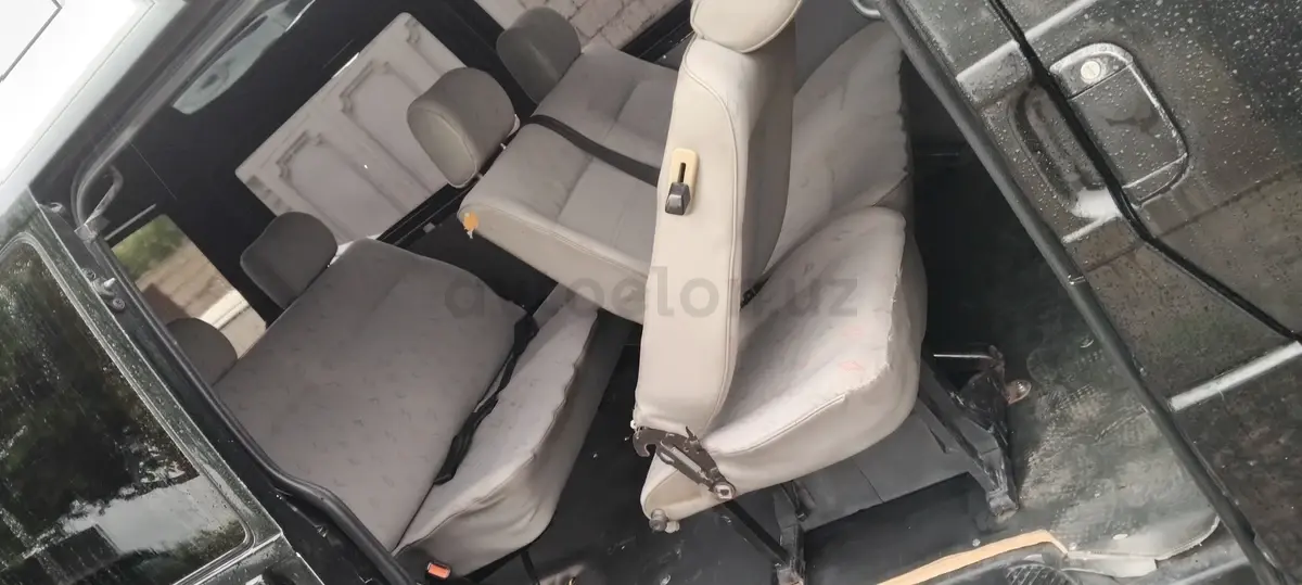 Volkswagen Transporter — 9