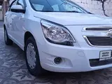 Белый Chevrolet Cobalt, 1 позиция 2013 года, КПП Механика, в Акдарьинский район за ~8 711 y.e. id3234439, Фото №1