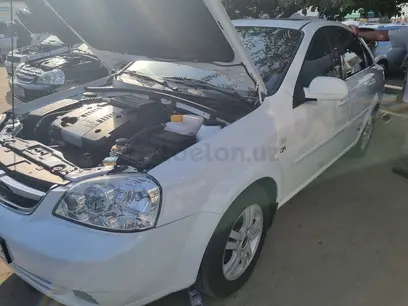 Oq Chevrolet Lacetti, 3 pozitsiya 2009 yil, КПП Avtomat, shahar Toshkent uchun 6 400 у.е. id6642755
