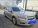 Серебристый Chevrolet Malibu, 2 позиция 2015 года, КПП Механика, в Наманган за 12 000 y.e. id6628952, Фото №1