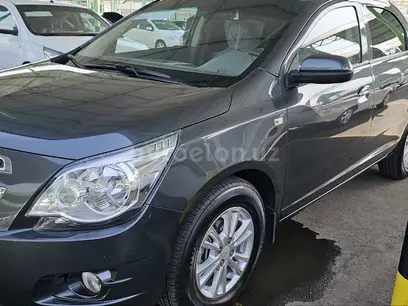 Мокрый асфальт Chevrolet Cobalt, 4 позиция 2022 года, КПП Автомат, в Ташкент за 10 800 y.e. id5207644