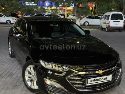 Qora Chevrolet Malibu 2 2019 yil, КПП Avtomat, shahar Toshkent uchun 23 000 у.е. id5230370