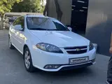 Белый Chevrolet Gentra, 3 позиция 2018 года, КПП Автомат, в Ташкент за 10 700 y.e. id5227292, Фото №1