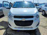Белый Chevrolet Spark, 2 позиция 2018 года, КПП Механика, в Карши за ~7 596 y.e. id5033001, Фото №1