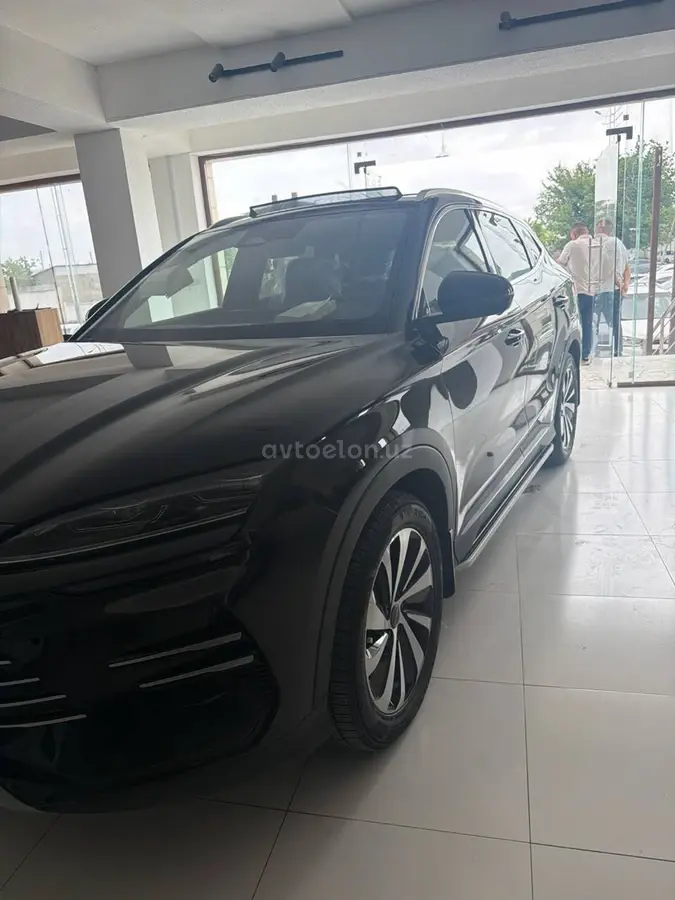 BYD Song Plus DM-i Champion