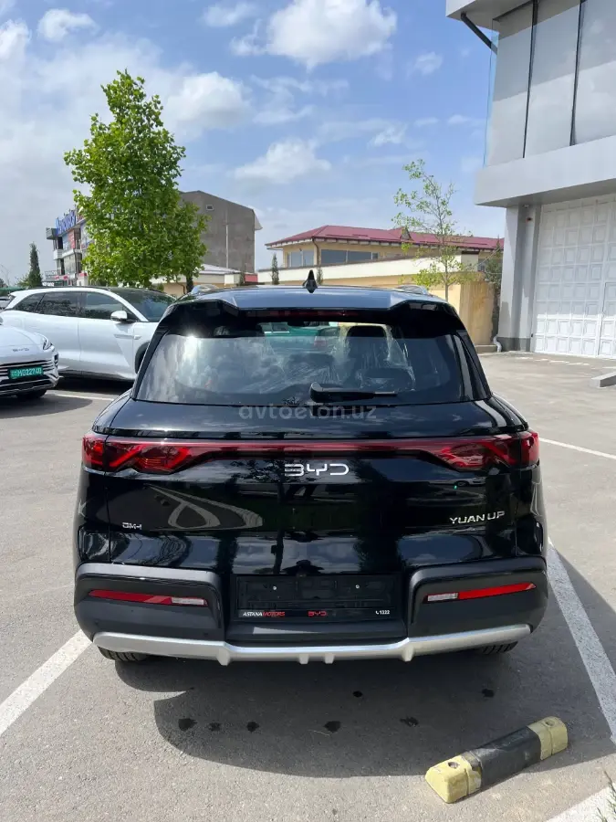 BYD Yuan UP DM-i — 4