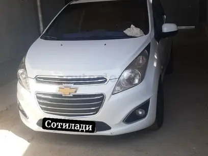 Oq Chevrolet Spark, 4 pozitsiya 2013 yil, КПП Mexanika, shahar Toshkent uchun 5 800 у.е. id5146968