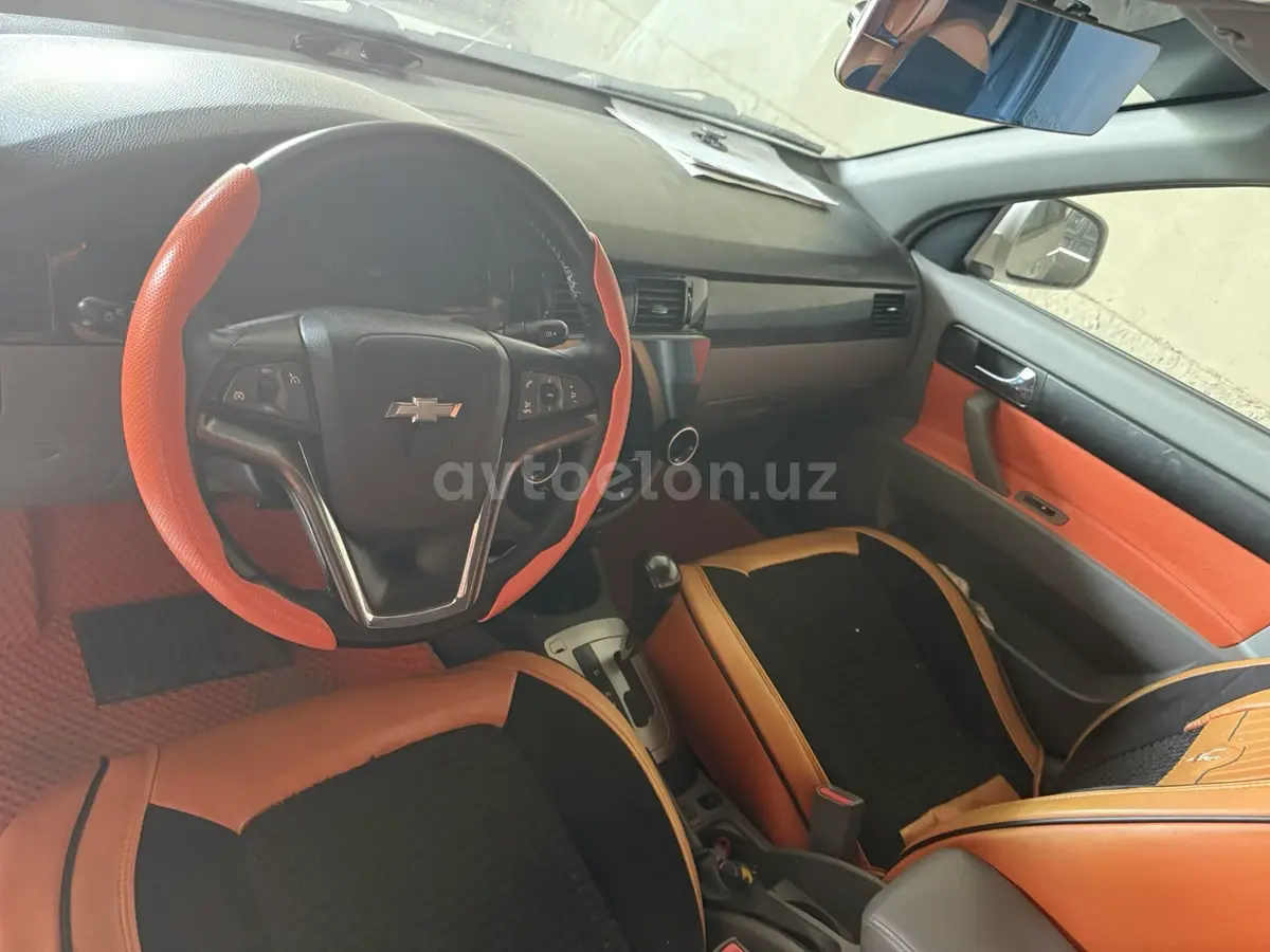 Chevrolet Gentra 2016 — 5