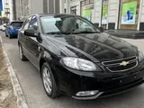 Черный Chevrolet Gentra, 3 позиция 2023 года, КПП Автомат, в Наманган за 13 500 y.e. id5221107