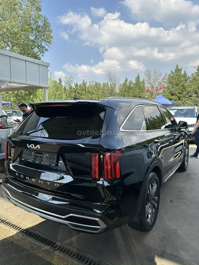 Kia Sorento — 3