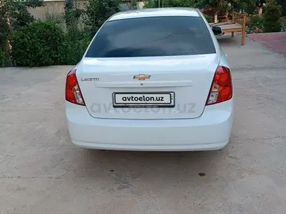 Белый Chevrolet Gentra, 1 позиция 2020 года, КПП Механика, в Алтынсайский район за 11 100 y.e. id5187765