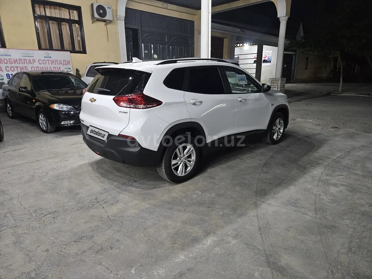 Chevrolet Tracker 2024 — 3