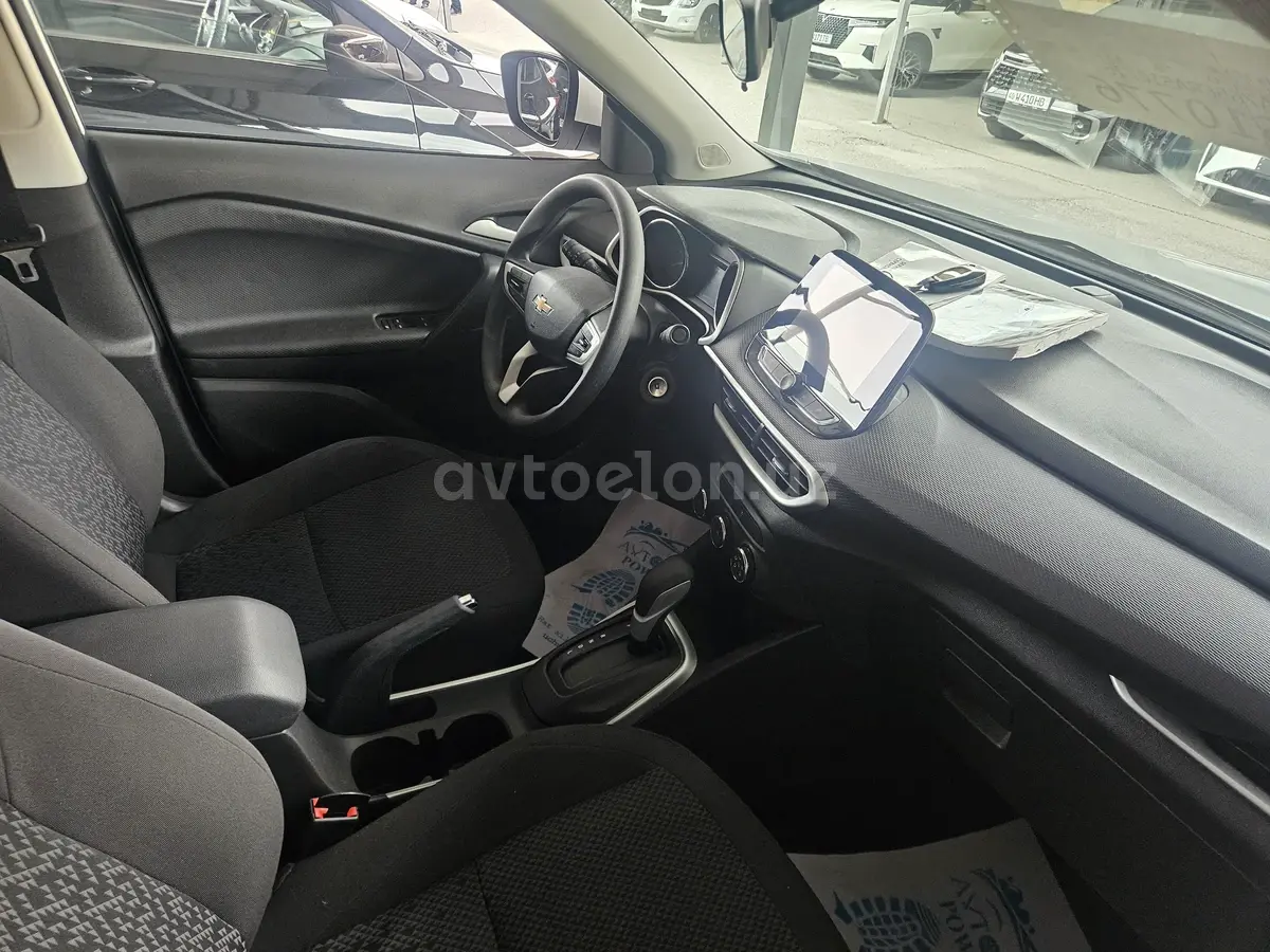 Chevrolet Tracker 2024 — 5