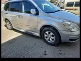 Серебристый Kia Carnival 2006 года, КПП Автомат, в Ташкент за 7 500 y.e. id6442475, Фото №1