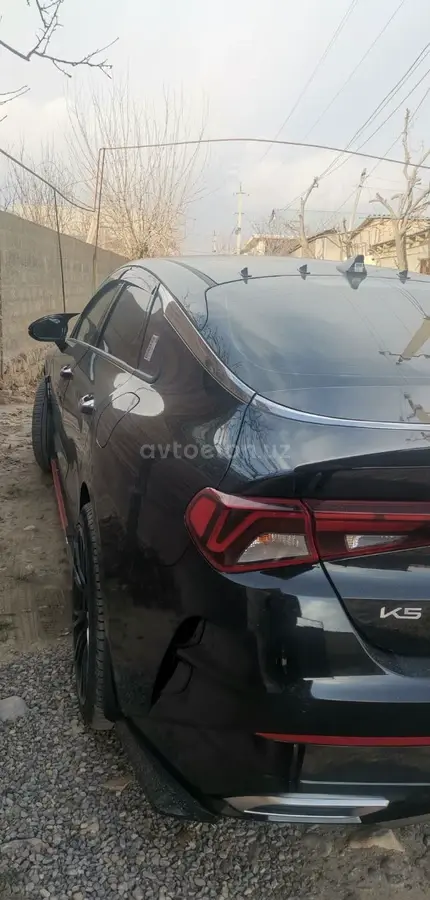 Kia K5 — 9