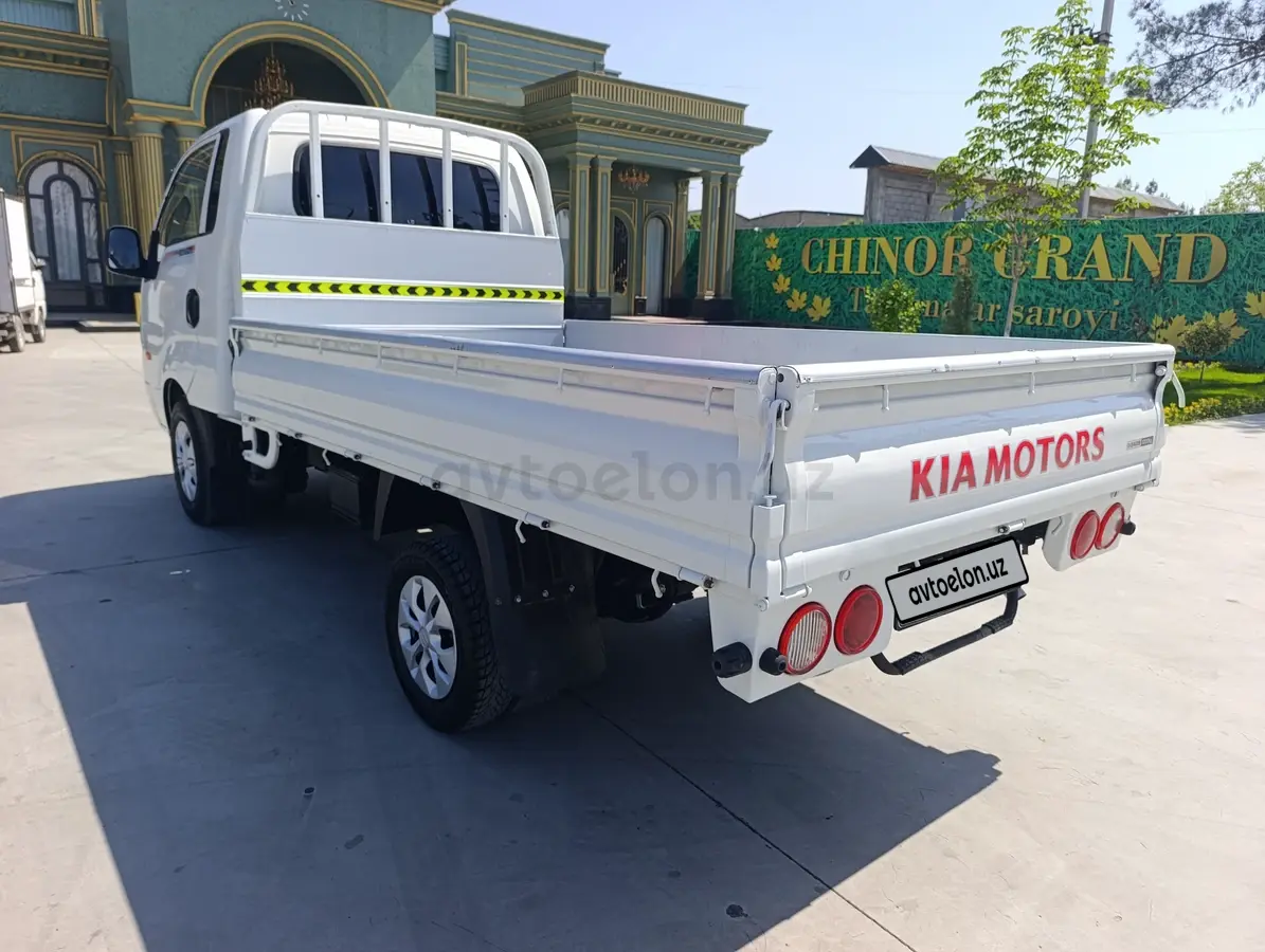 Kia Bongo — 4