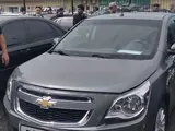 Мокрый асфальт Chevrolet Cobalt, 2 позиция 2015 года, КПП Механика, в Ташкент за 8 700 y.e. id5032940, Фото №1