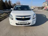 Белый Chevrolet Cobalt, 4 позиция 2023 года, КПП Автомат, в Самарканд за 12 550 y.e. id5219617, Фото №1