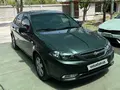 Мокрый асфальт Chevrolet Gentra, 3 позиция 2021 года, КПП Автомат, в Ташкент за 11 800 y.e. id7050895