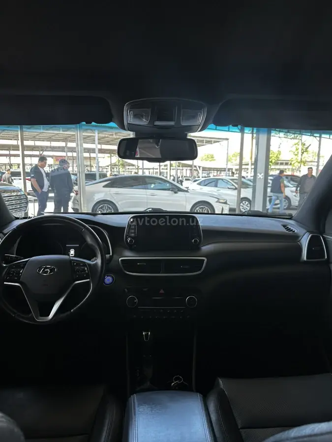 Hyundai Tucson — 4