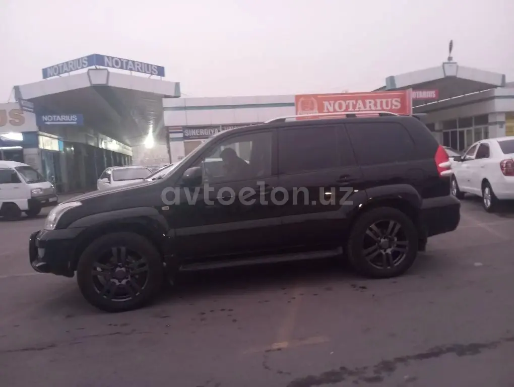 Toyota Land Cruiser Prado