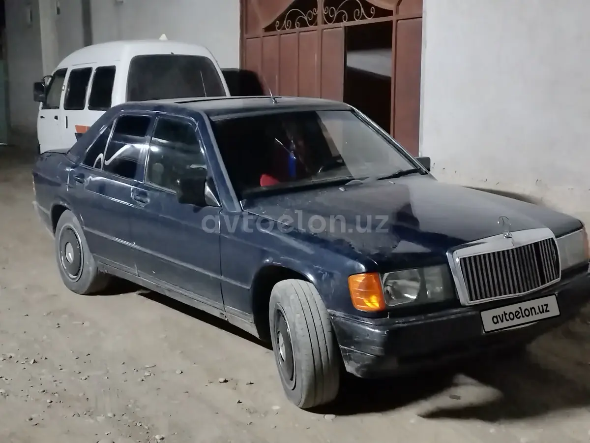 Mercedes-Benz 190