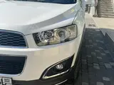Белый Chevrolet Captiva, 3 позиция 2014 года, КПП Автомат, в Ташкент за 16 000 y.e. id5230904