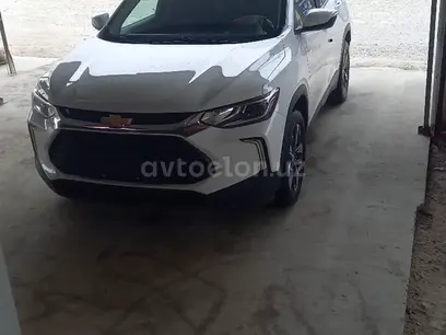 Chevrolet Tracker, 3 позиция 2021 года, в Бухара за 18 200 y.e. id4902543