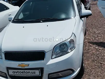 Белый Chevrolet Nexia 3, 2 позиция 2017 года, КПП Механика, в Алмалык за 10 000 y.e. id3469593