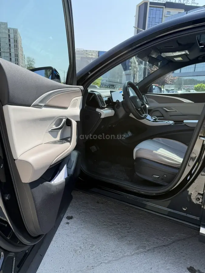 BYD Song Pro DM-i — 7