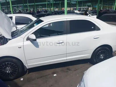 Белый Chevrolet Cobalt, 3 позиция 2018 года, КПП Механика, в Ташкент за 9 300 y.e. id4956351