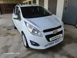 Белый Chevrolet Spark, 4 позиция 2023 года, КПП Автомат, в Ташкент за 11 000 y.e. id6336843, Фото №1