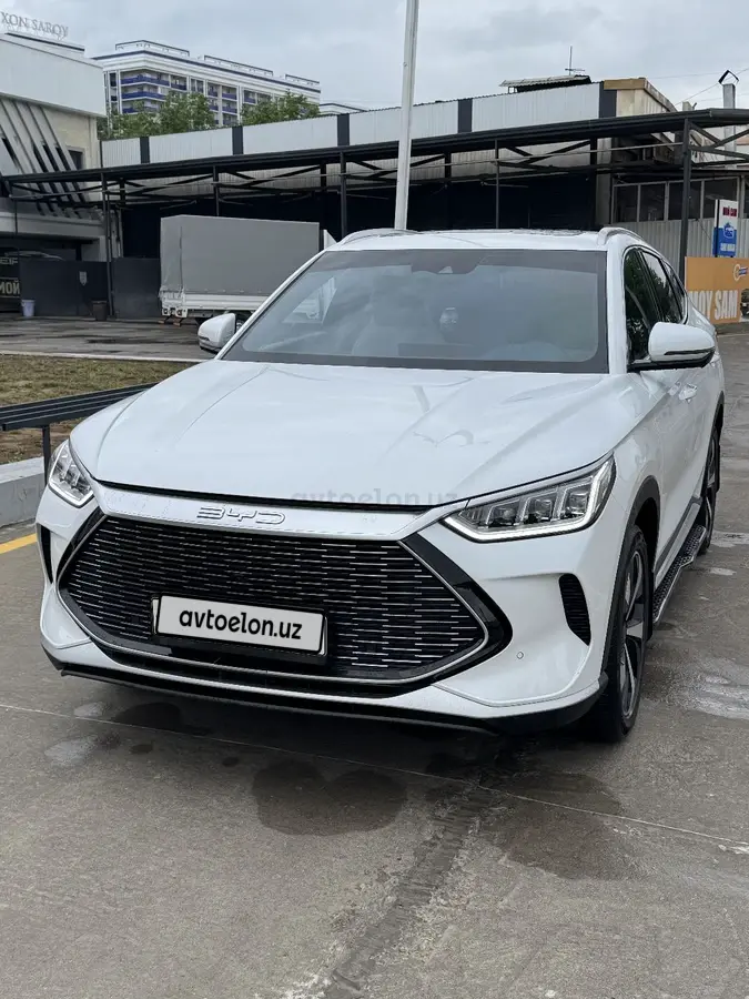 BYD Song Plus DM-i Champion — 2