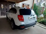 Белый Chevrolet Captiva, 2 позиция 2012 года, КПП Автомат, в Хазараспский район за ~11 903 y.e. id6659069, Фото №1