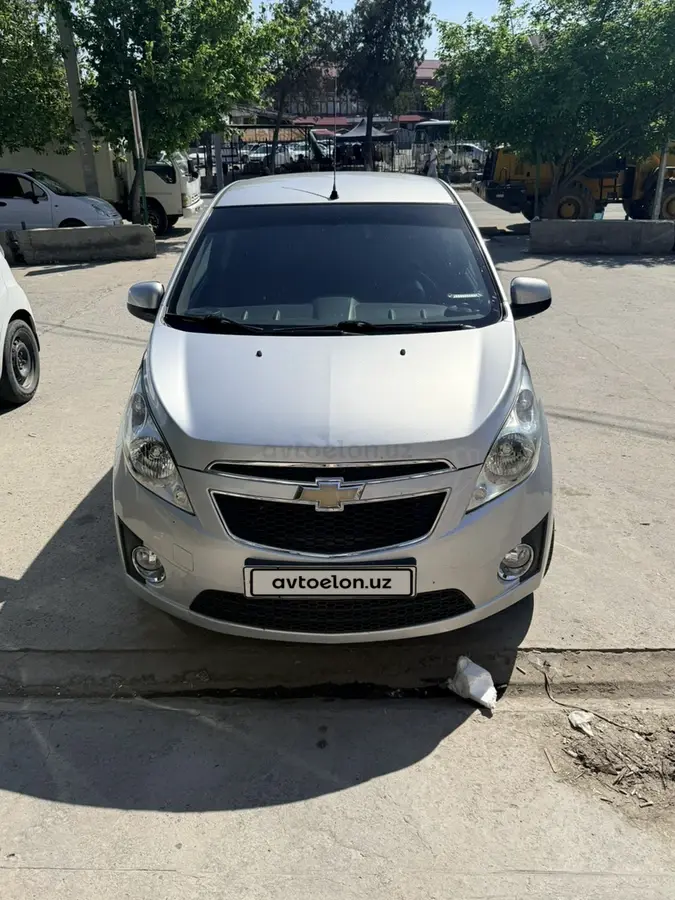 Chevrolet Spark 2015