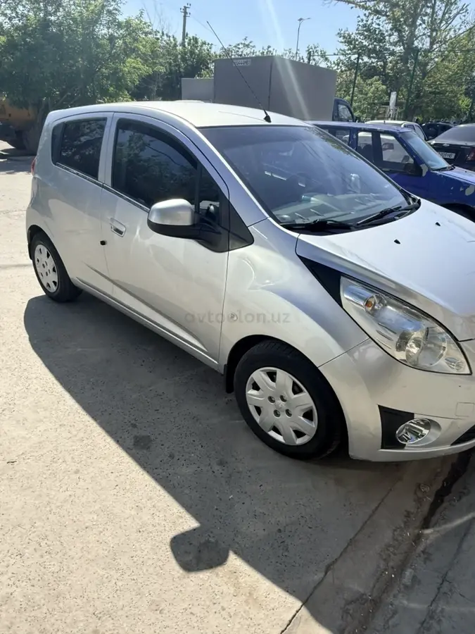 Chevrolet Spark 2015 — 3