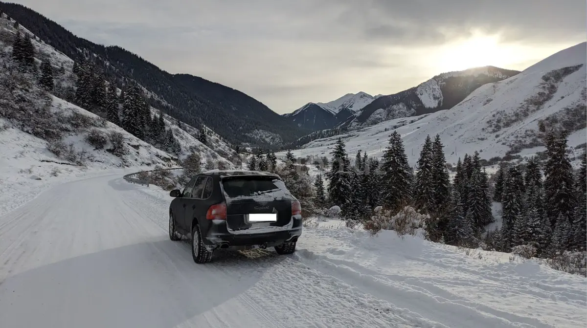 Porsche Cayenne — 2
