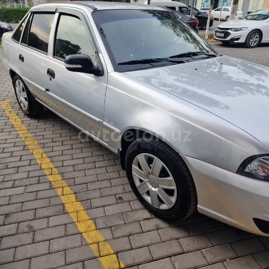 Daewoo Nexia II — 3
