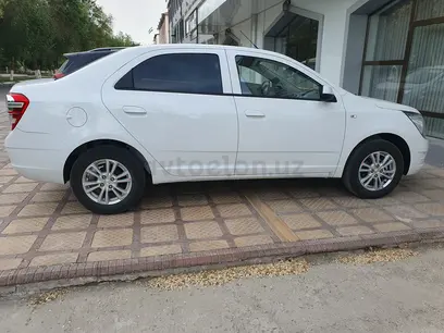 Белый Chevrolet Cobalt, 4 евро позиция 2024 года, КПП Автомат, в Термез за ~13 663 y.e. id4995956