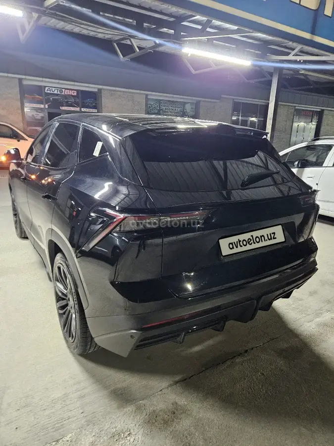 Jetour Dasheng — 4