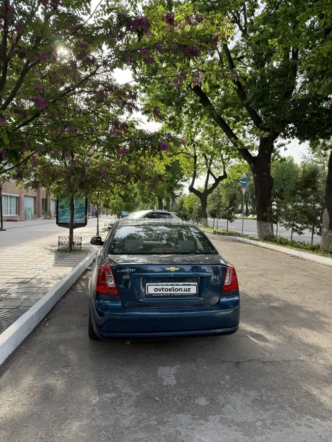 Chevrolet Gentra 2025 — 10