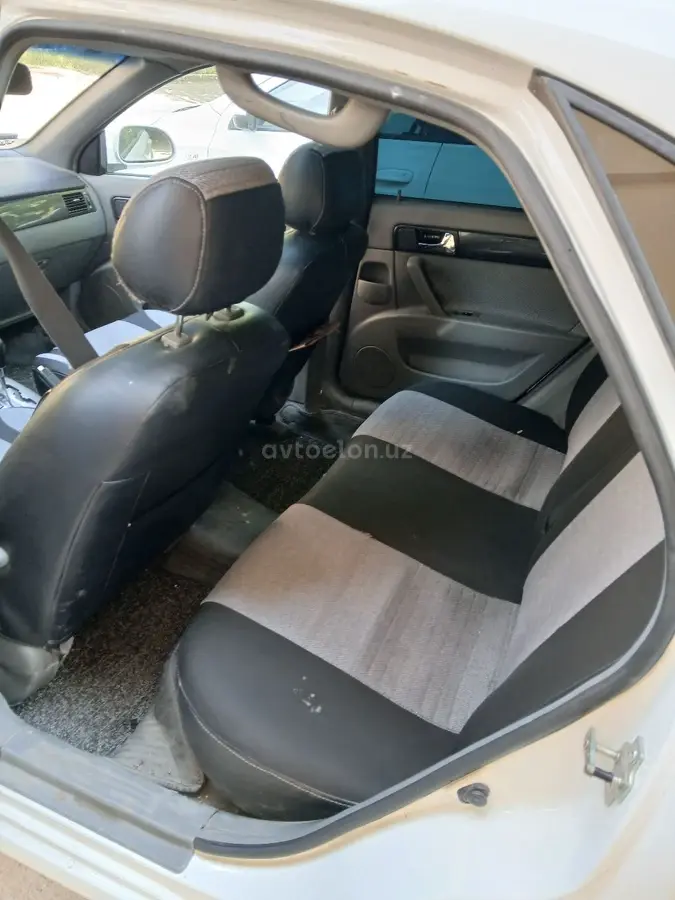 Chevrolet Lacetti 2011 — 4