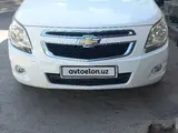 Белый Chevrolet Cobalt, 2 позиция 2019 года, КПП Механика, в Фергана за 9 800 y.e. id5035318, Фото №1