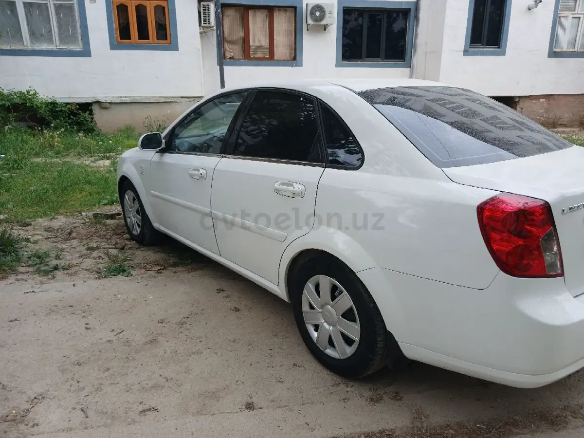 Chevrolet Lacetti — 2