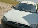 Ford 1997 года, в Карши за 2 400 y.e. id6556587, Фото №1