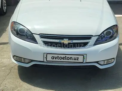 Белый Chevrolet Gentra, 3 позиция 2014 года, КПП Автомат, в Самарканд за 9 500 y.e. id5157508