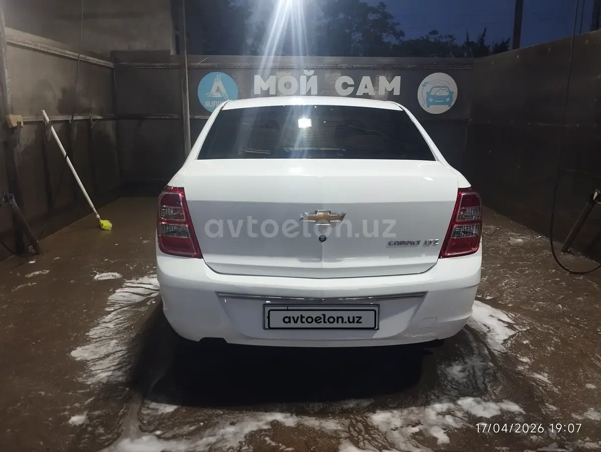 Chevrolet Cobalt 2022 — 4