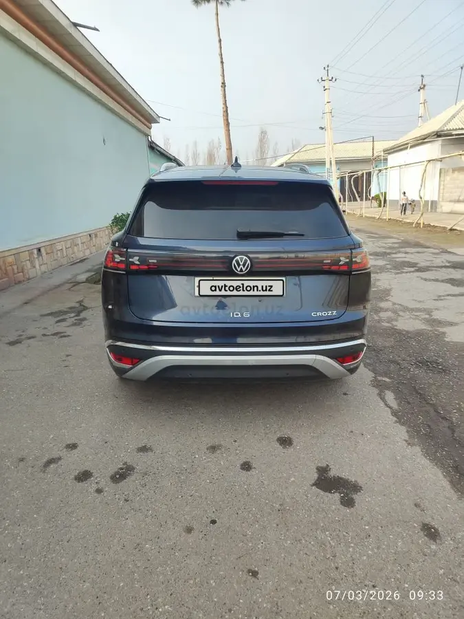 Volkswagen ID.6 Crozz — 2