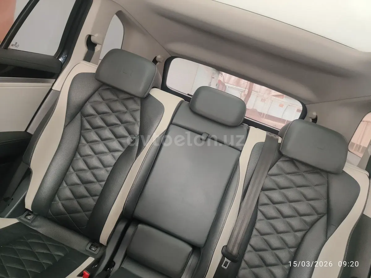 Volkswagen ID.6 Crozz — 7